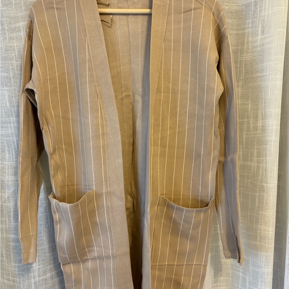 RW&CO. Tan Pinstripe Open-Front Blazer Cardigan